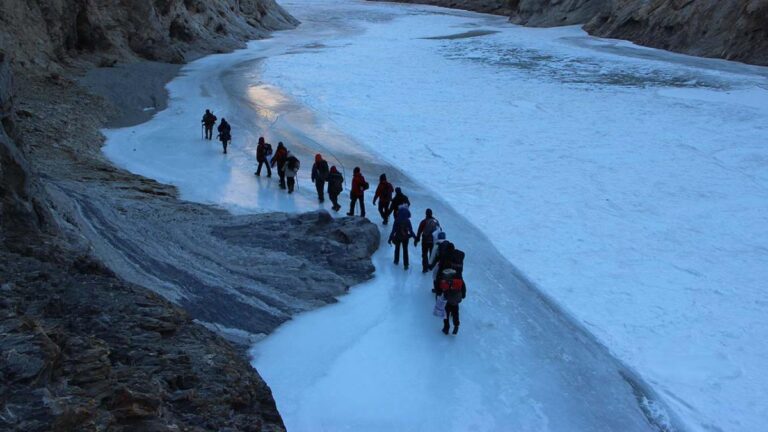 Make my tour ladakh